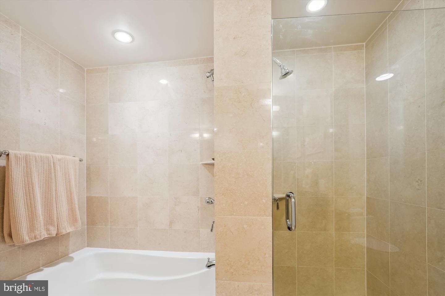 6820 Wisconsin Avenue #2009 photo 24