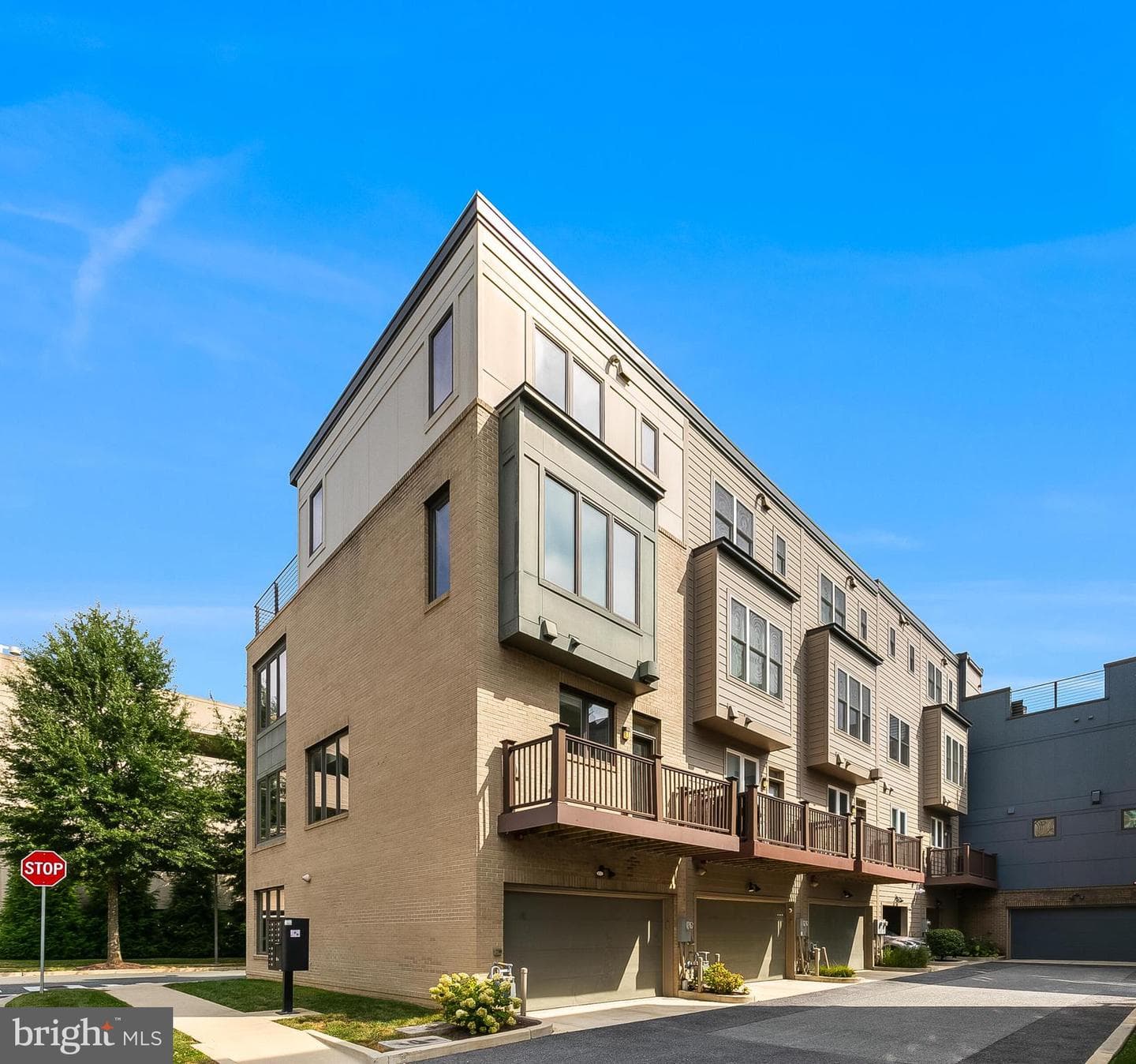 10412 Breuer Street photo 34