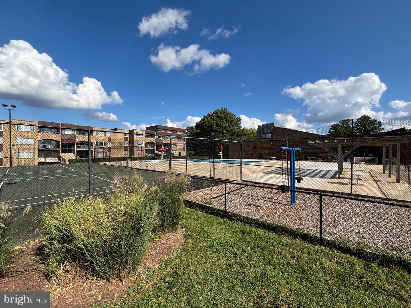 432 Girard Street #209 photo 28