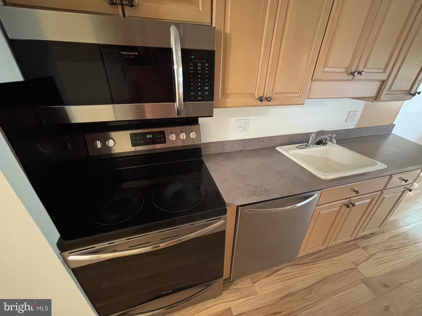 432 Girard Street #209 photo 7
