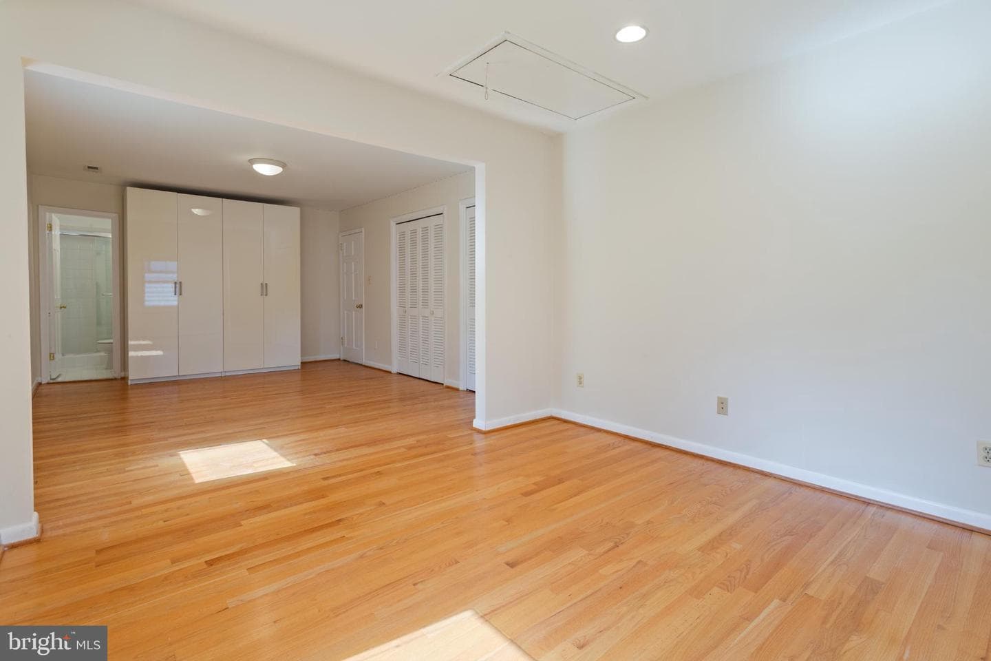 7702 Leesburg Drive photo 30