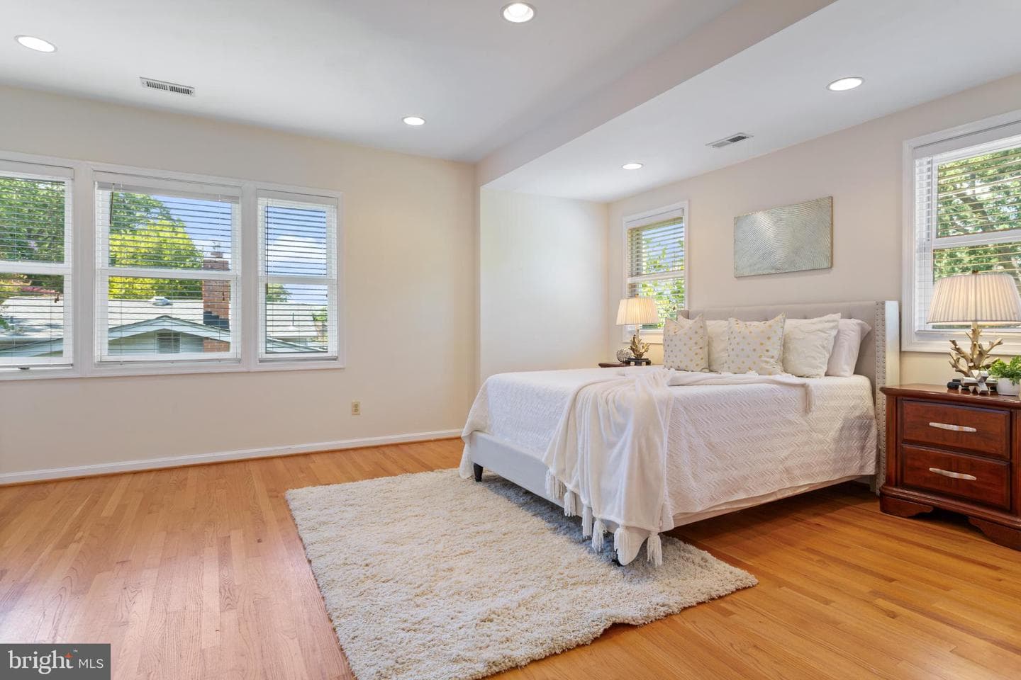 7702 Leesburg Drive photo 32