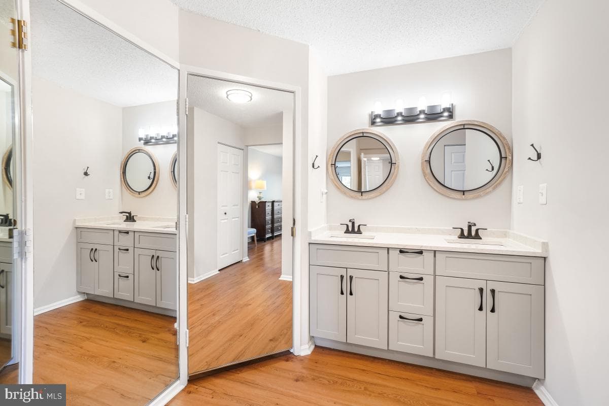 15100 Interlachen Drive #4-1021 photo 27