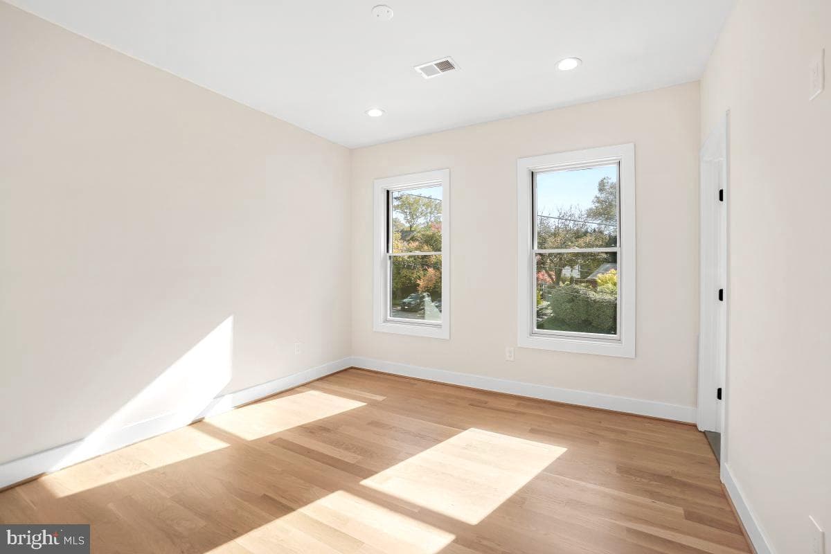 6107 Dunleer Court photo 24