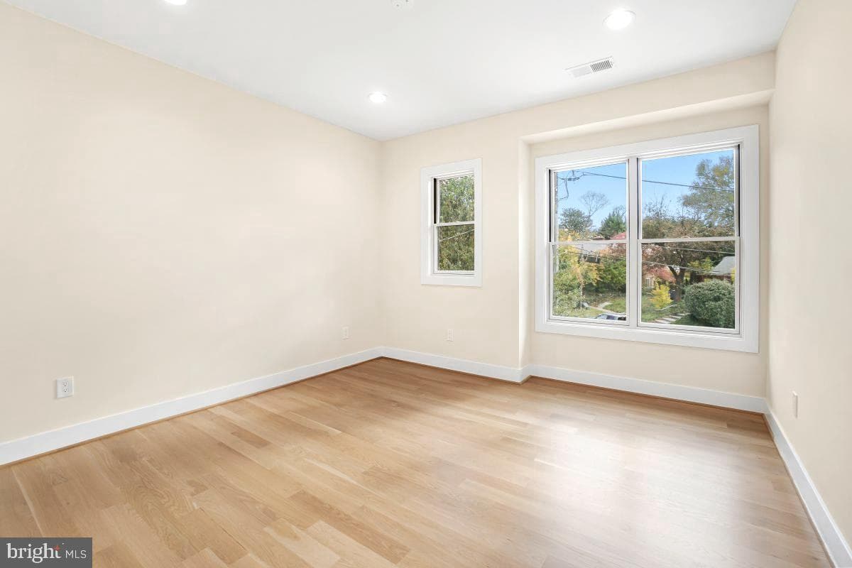 6107 Dunleer Court photo 27