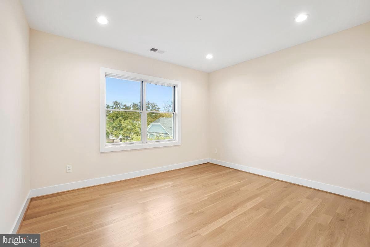 6107 Dunleer Court photo 28