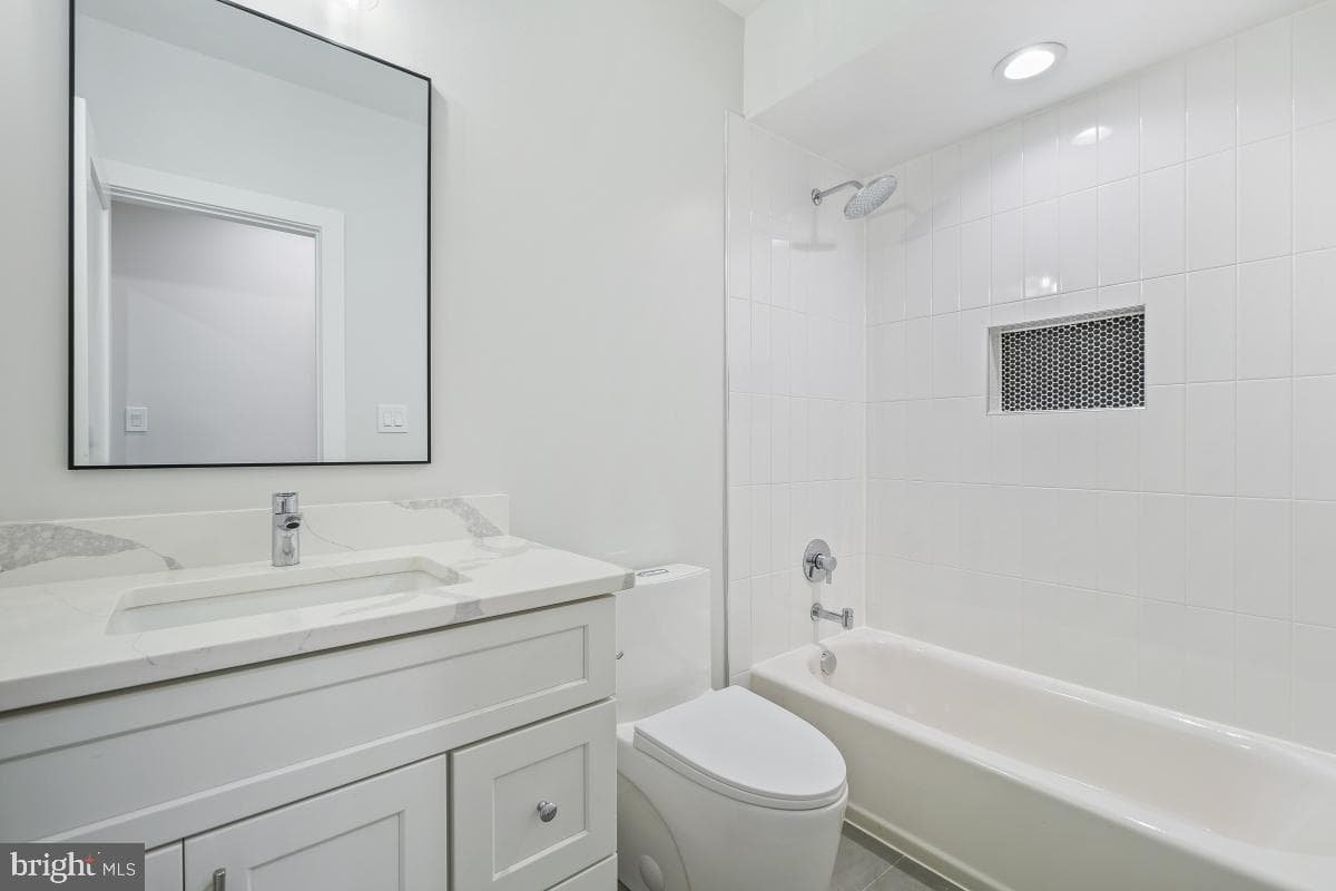 6107 Dunleer Court photo 39