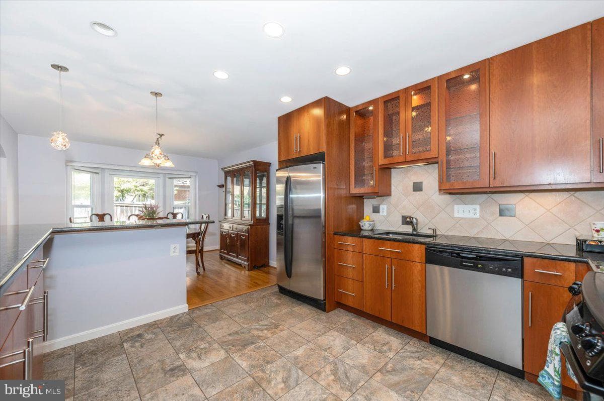 15414 Manor Village Lane photo 11