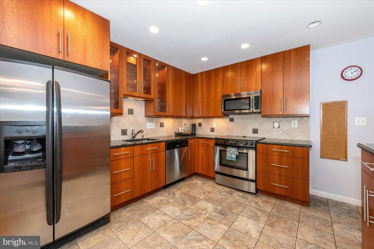 15414 Manor Village Lane photo 8