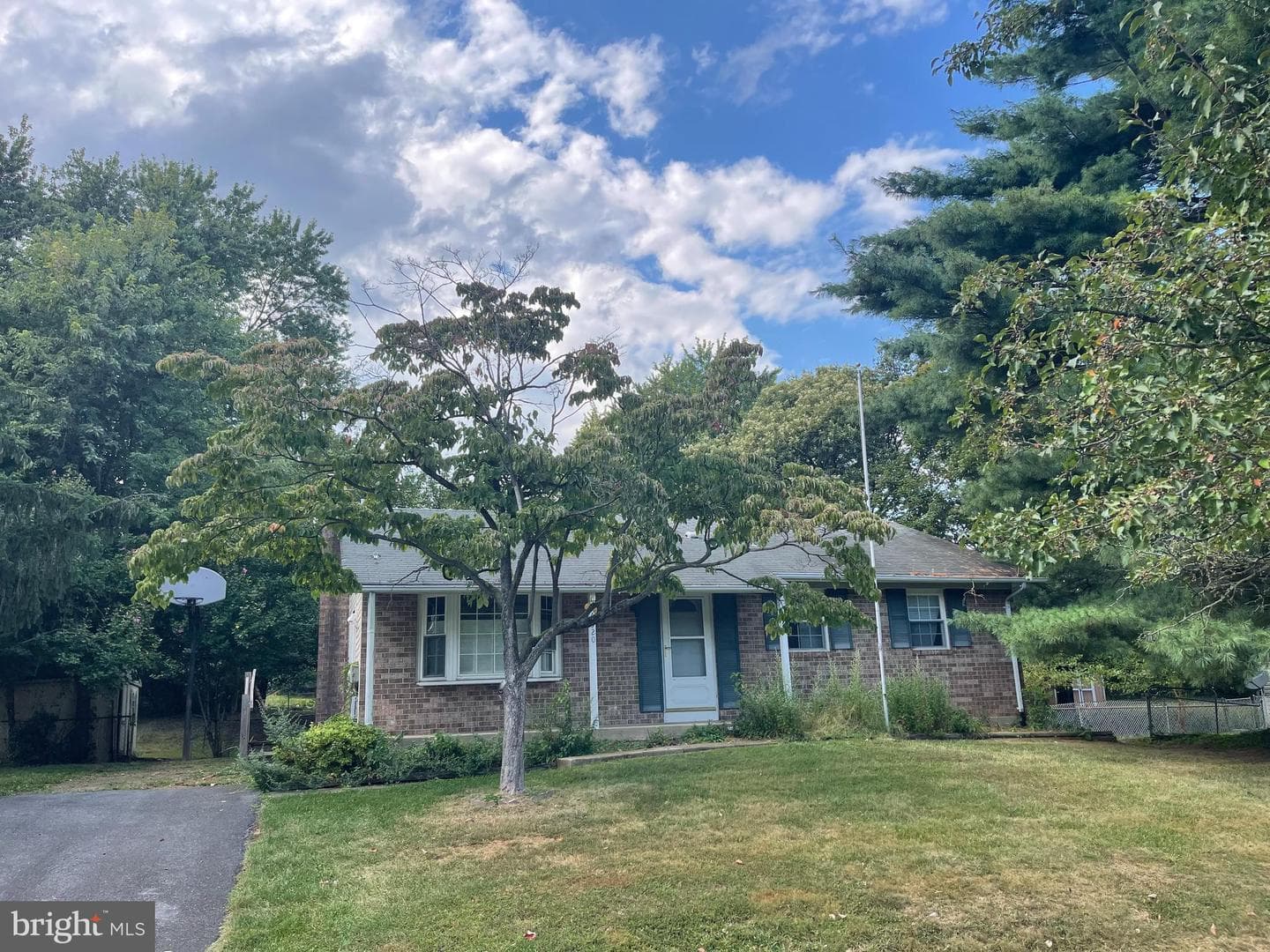 24320 Log House Road photo 1