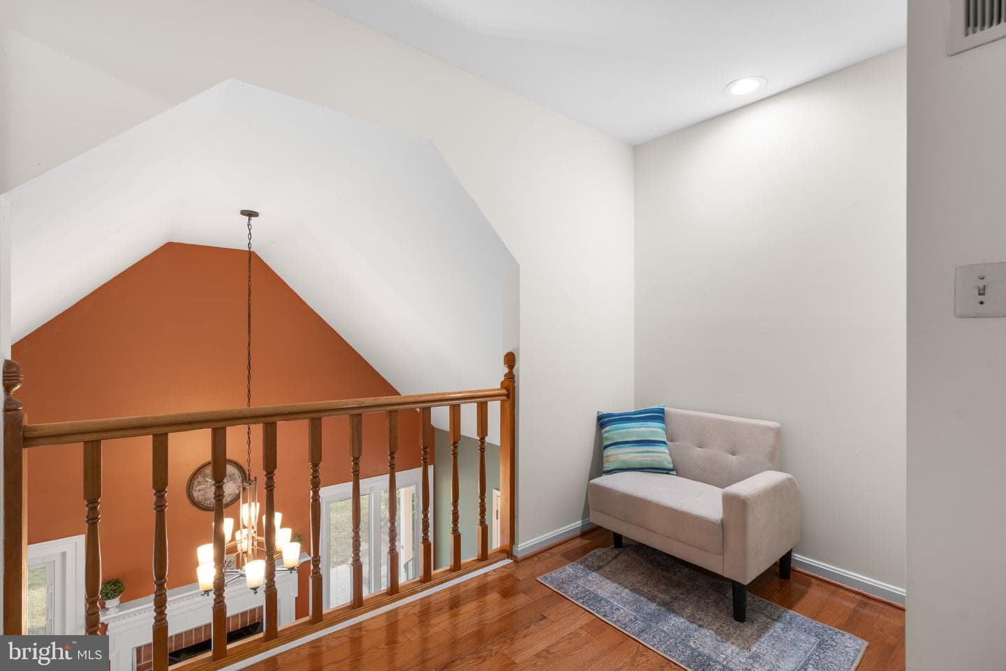 312 Fairgrove Terrace photo 20