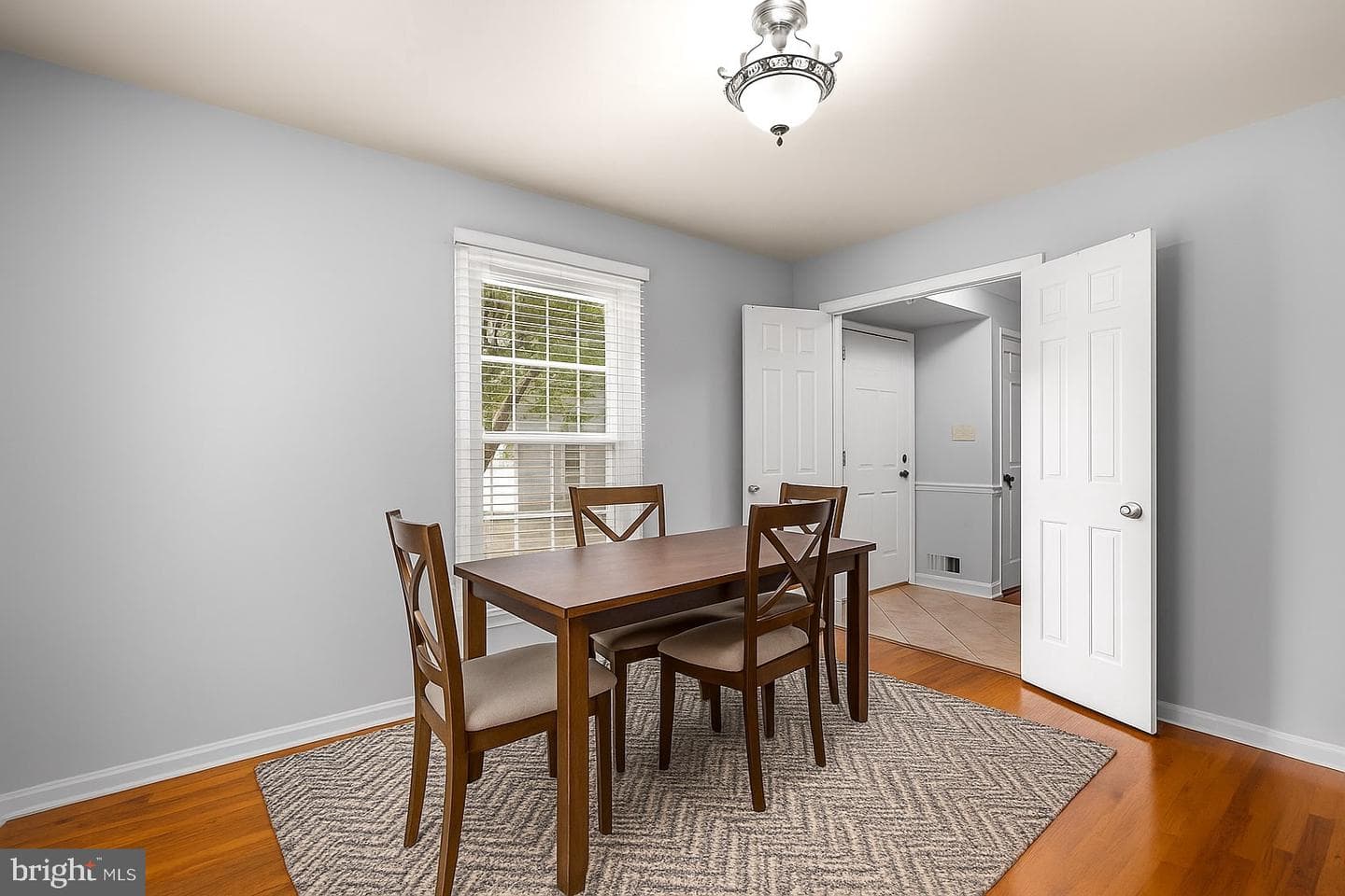 312 Fairgrove Terrace photo 6