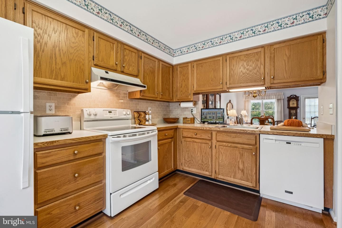 8656 Fountain Valley Drive photo 6
