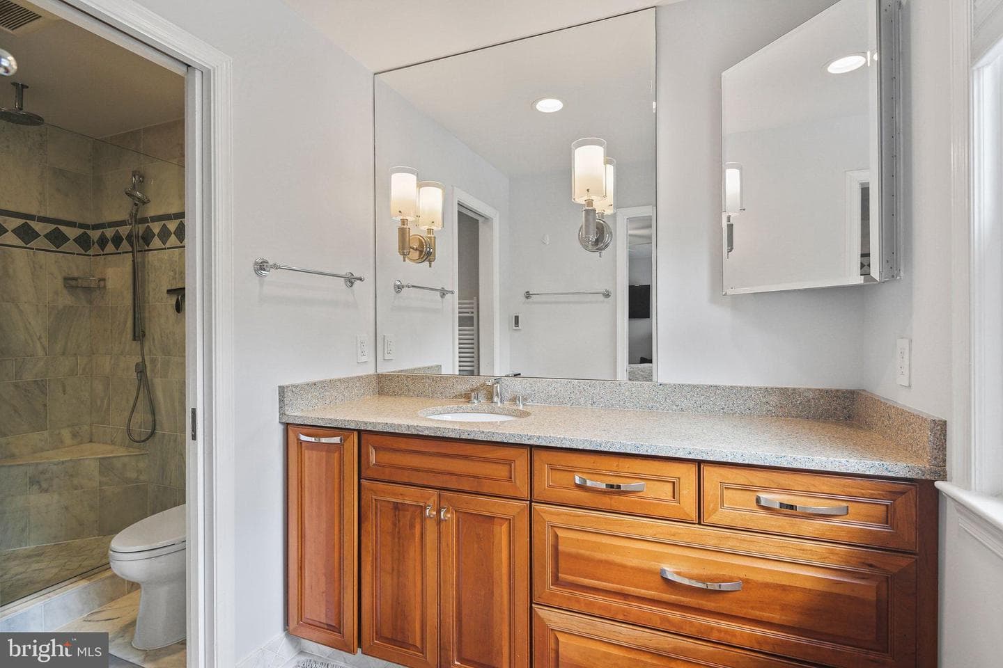11811 Coldstream photo 24