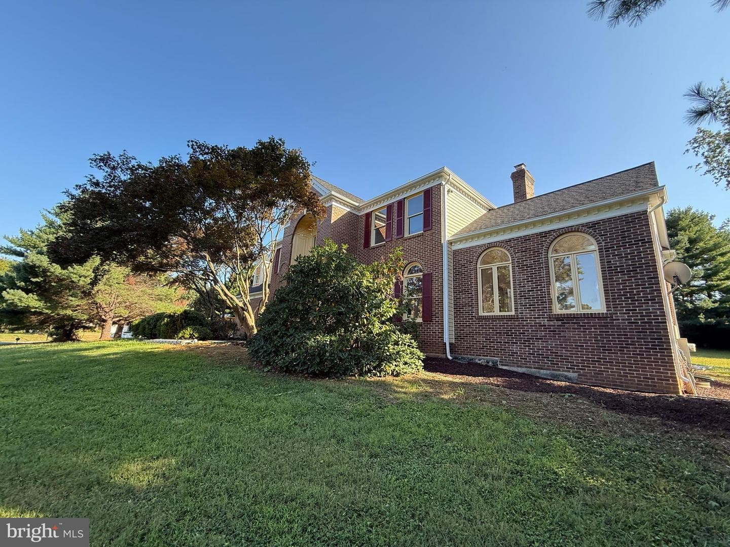 22350 Flintridge Drive photo 3