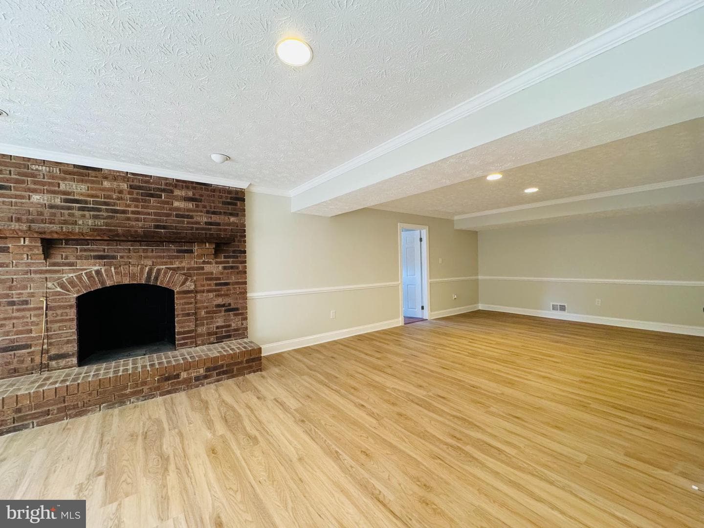 22350 Flintridge Drive photo 37