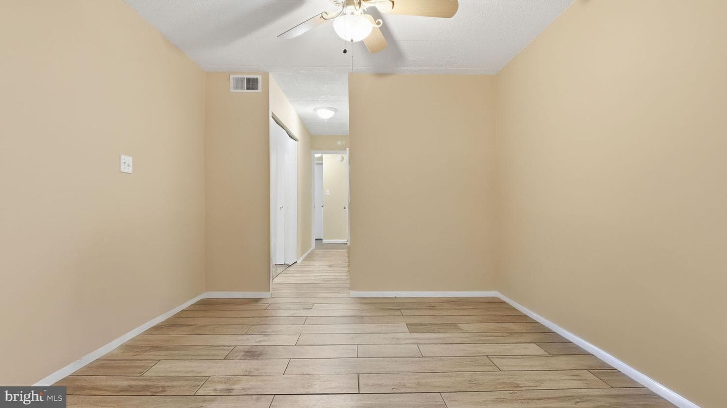 3301 Hewitt Avenue #204 photo 22