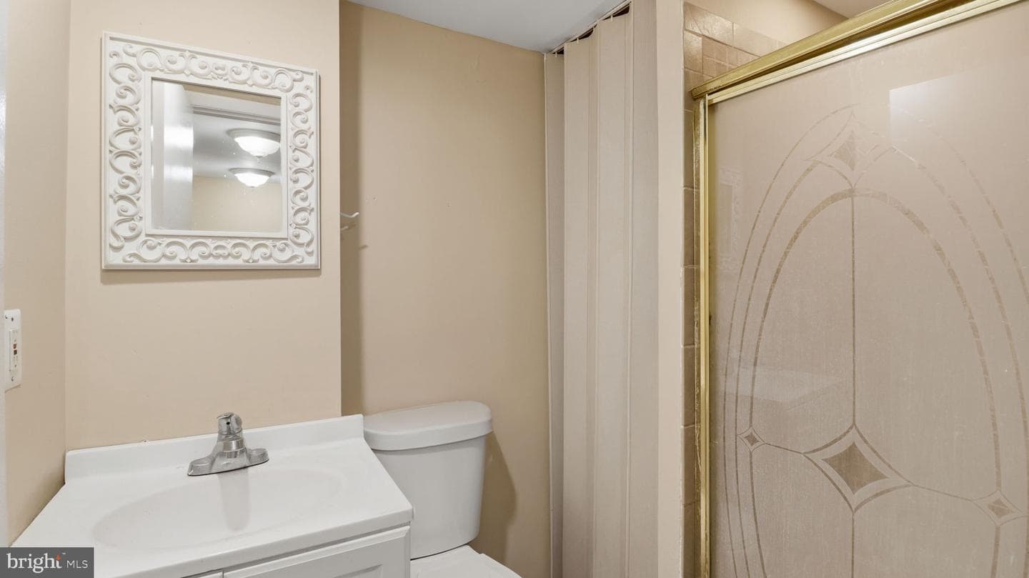 3301 Hewitt Avenue #204 photo 25