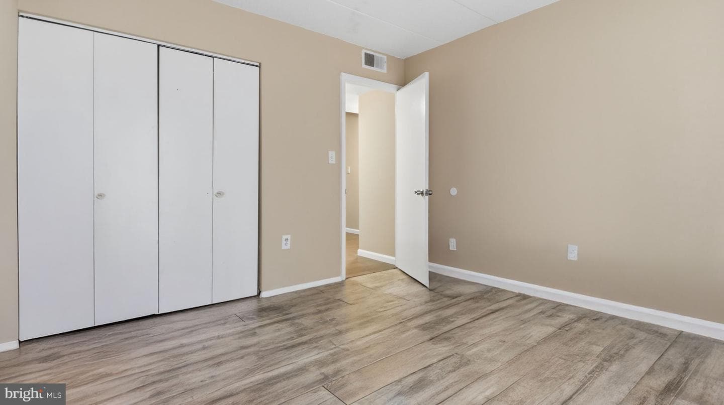 3301 Hewitt Avenue #204 photo 38