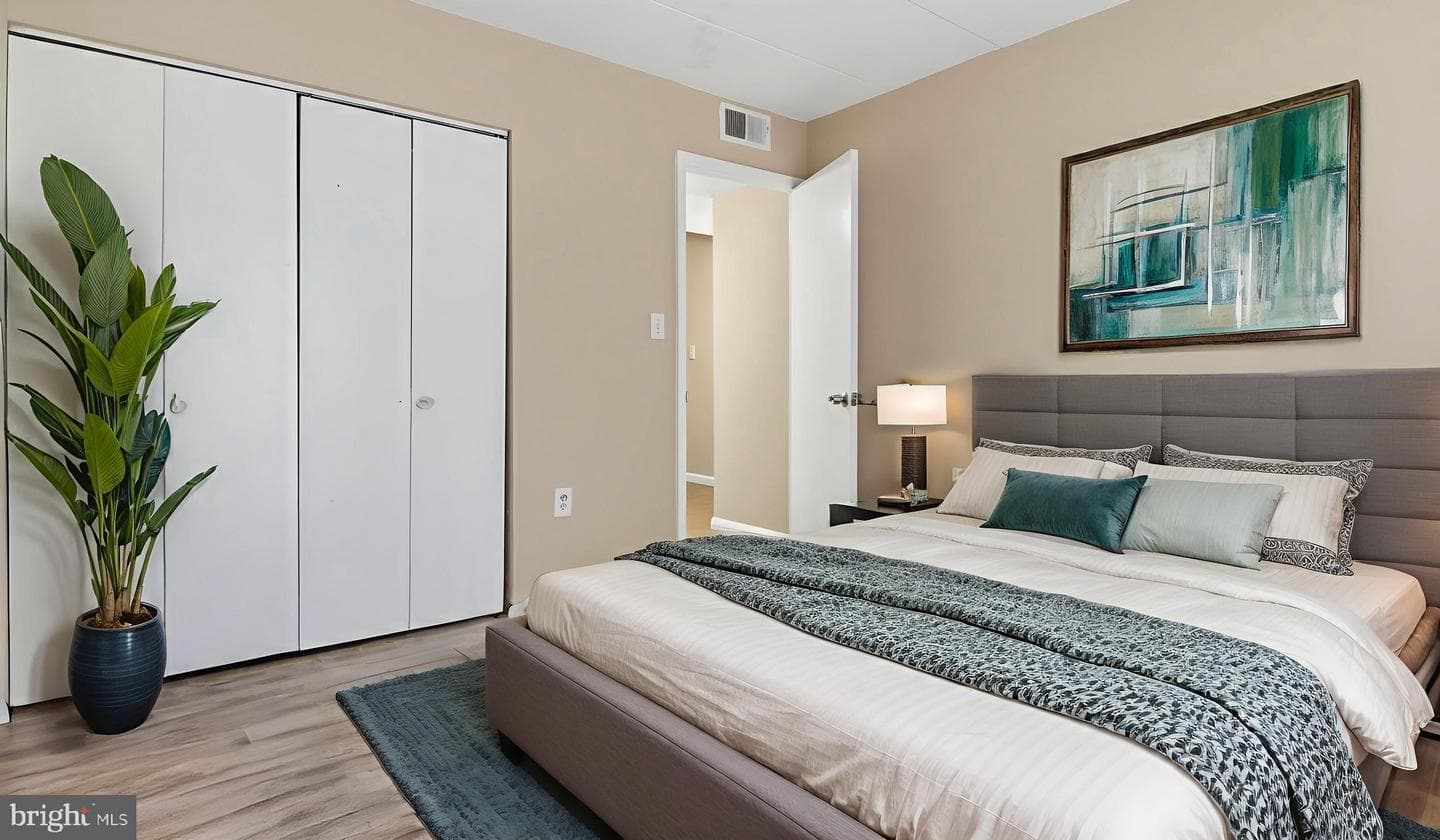 3301 Hewitt Avenue #204 photo 39