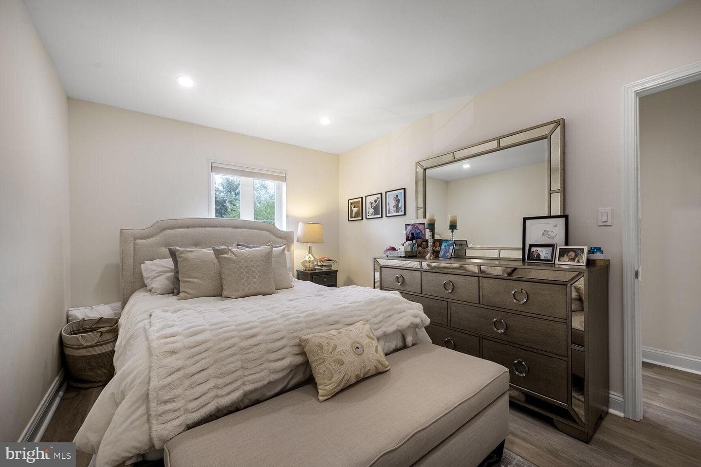 2527 Holman Avenue #2514 photo 15