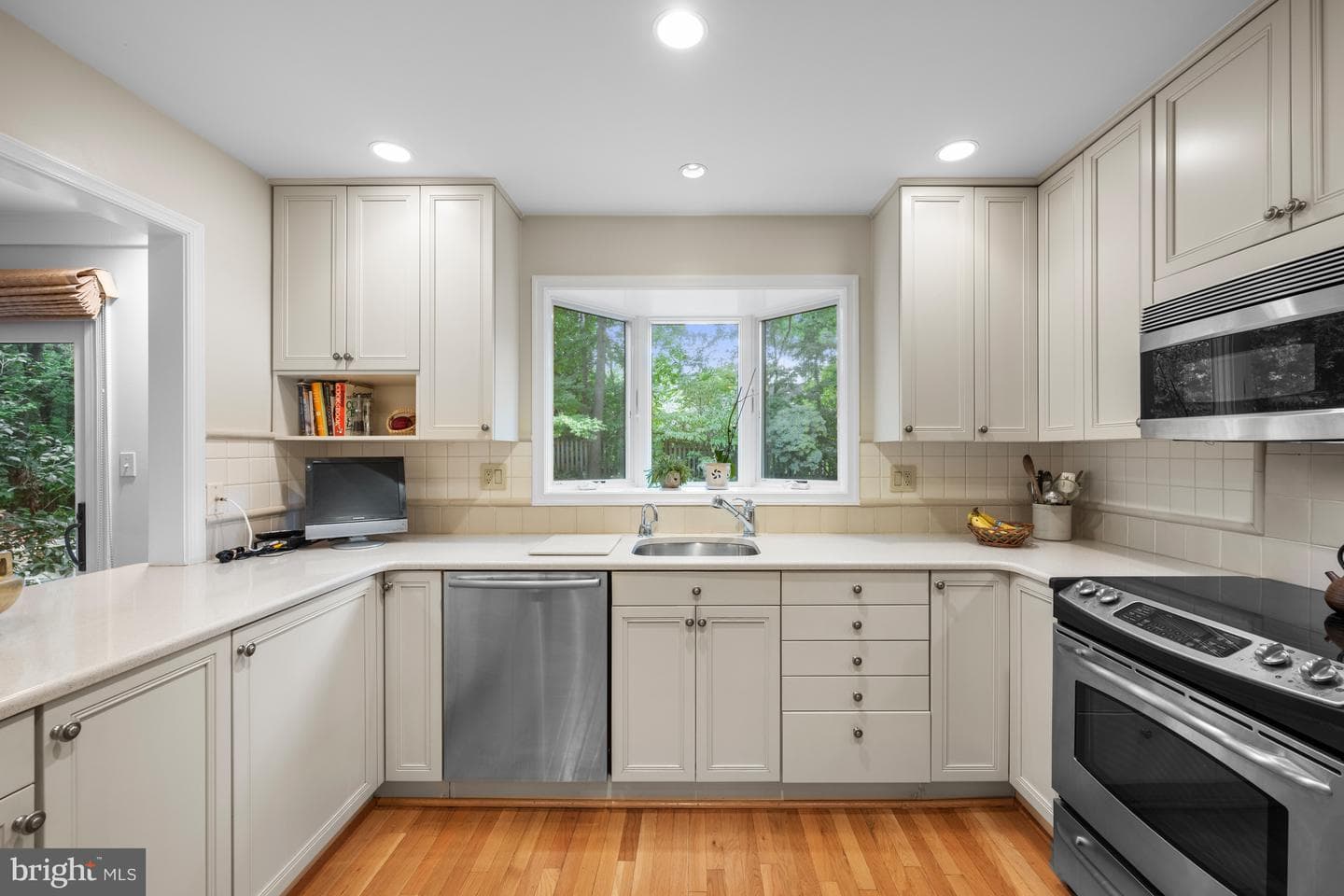 11805 Hitching Post Lane photo 9