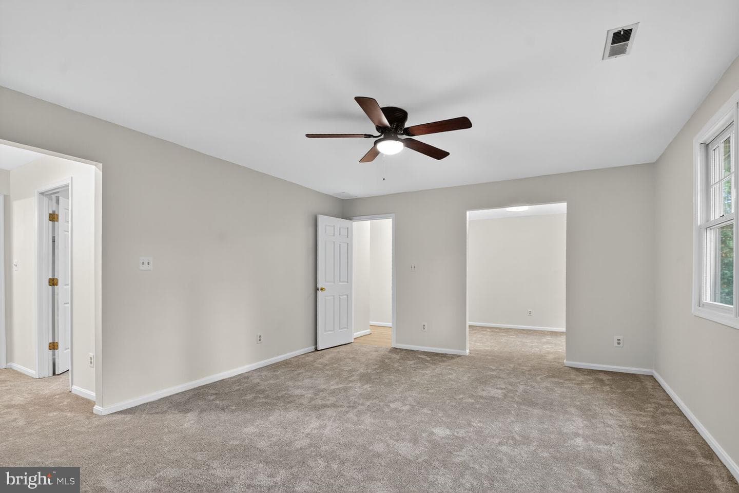11902 Bernard Drive photo 34