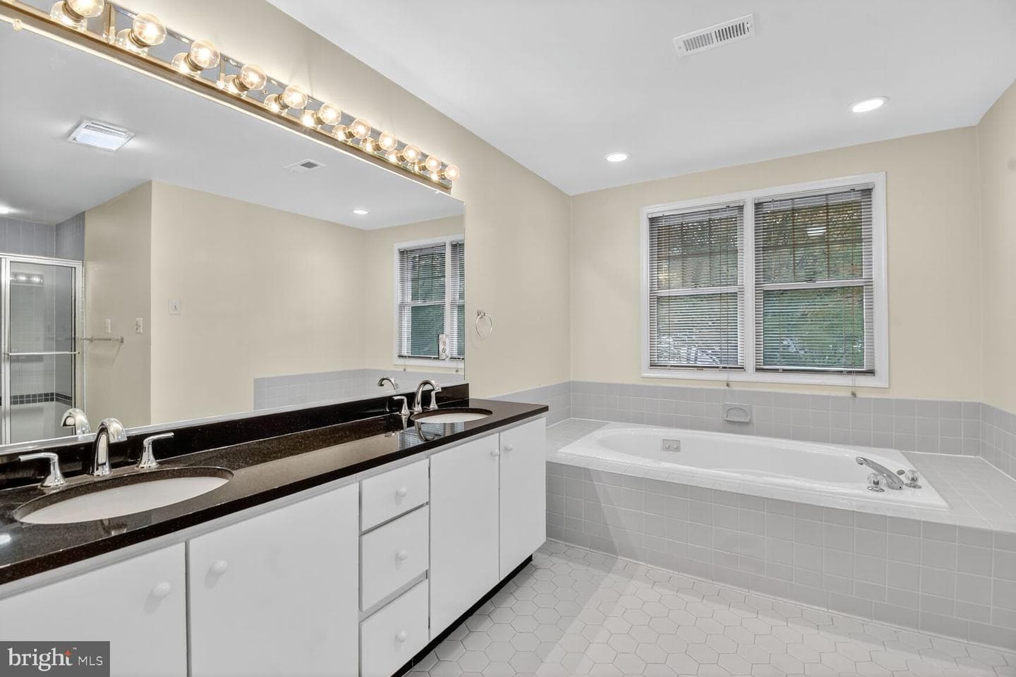 11902 Bernard Drive photo 36