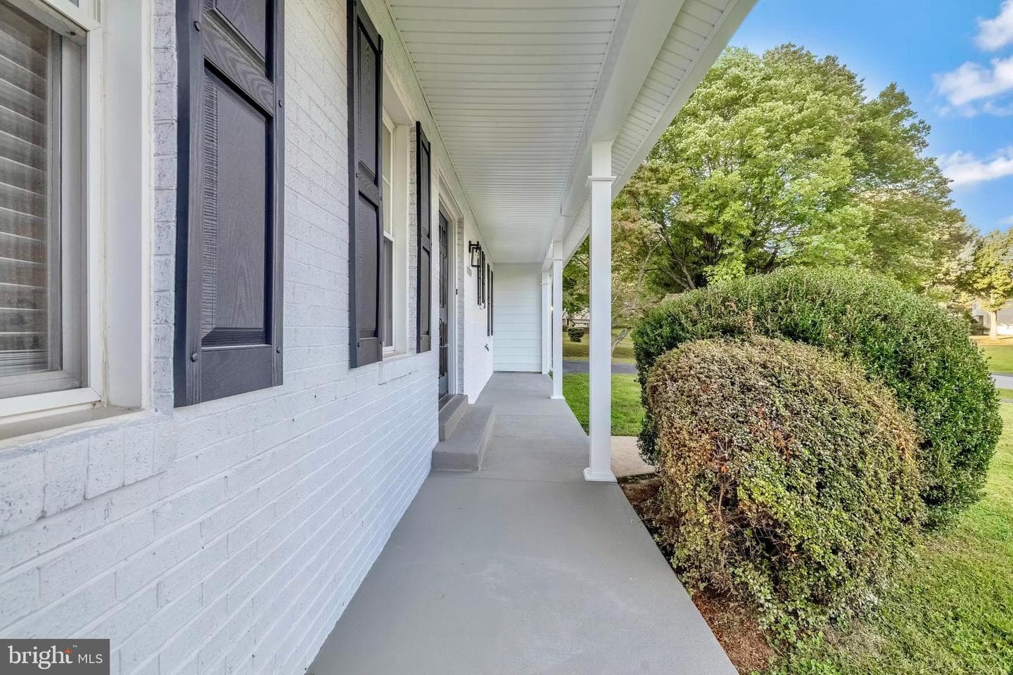 17724 Garrett Drive photo 10