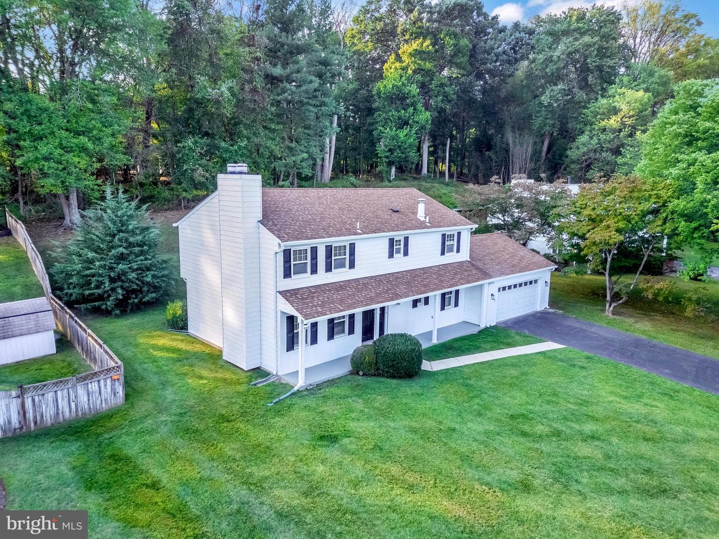 17724 Garrett Drive photo 4
