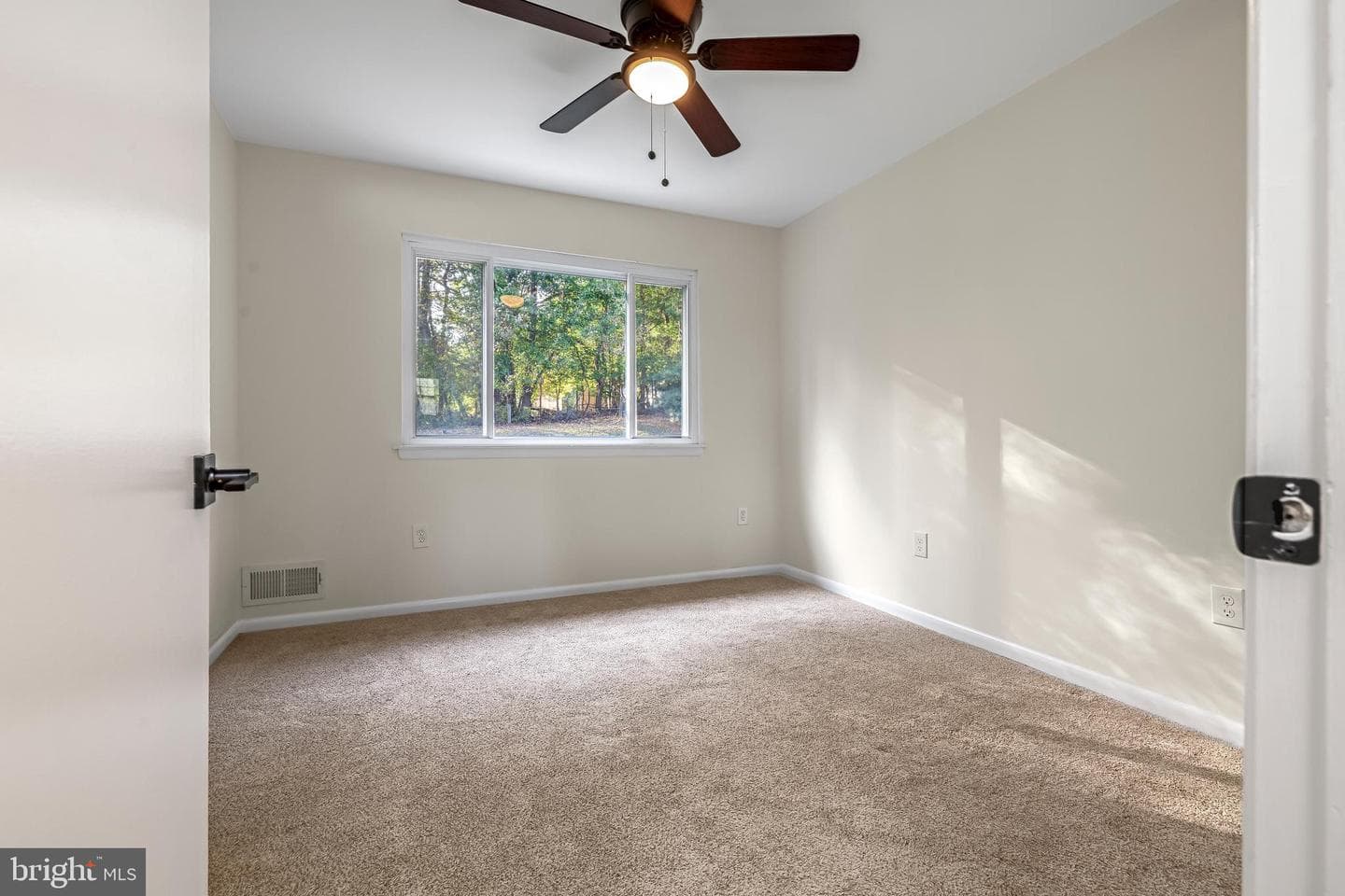 17724 Garrett Drive photo 54