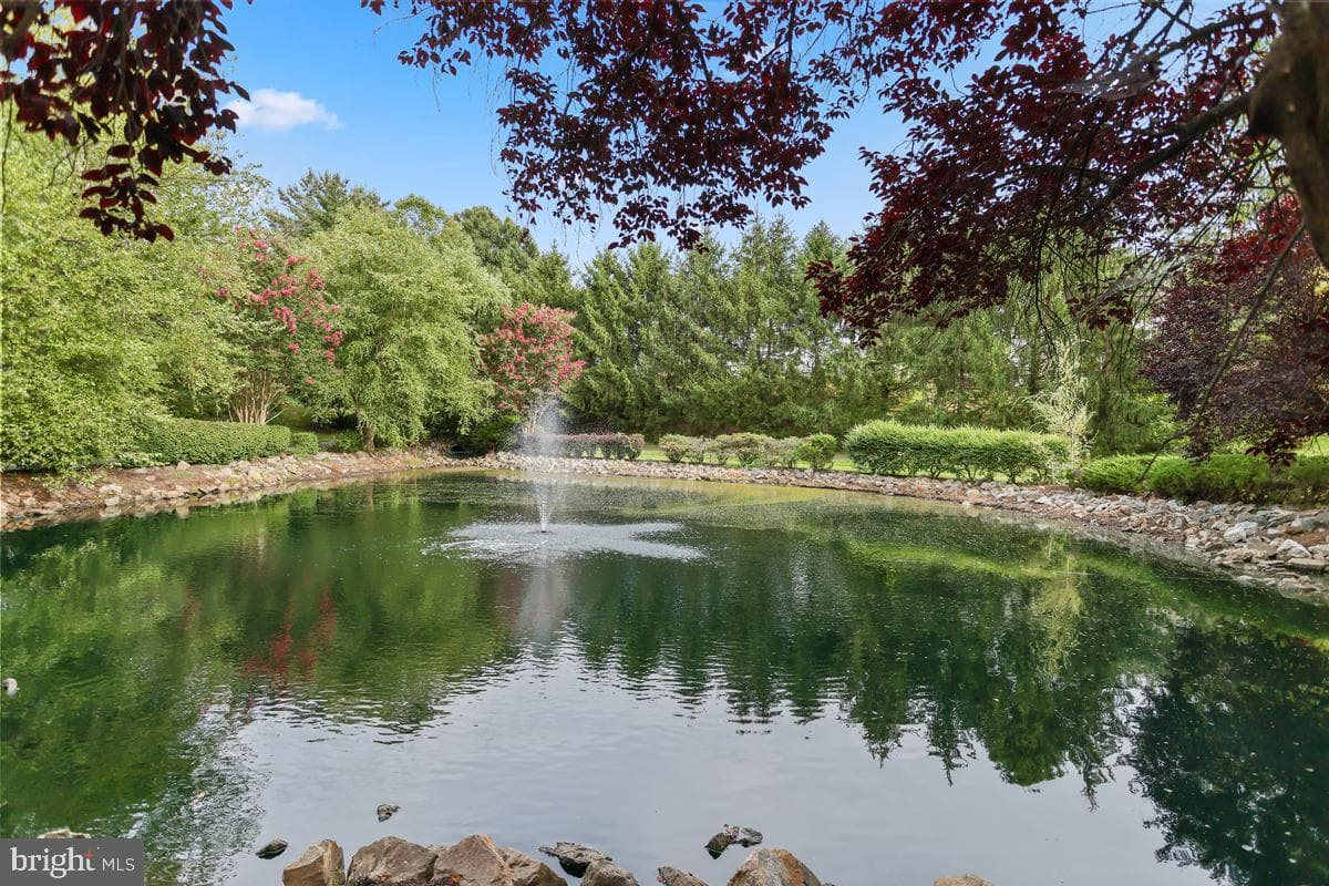 109 Linden Hall Lane photo 25