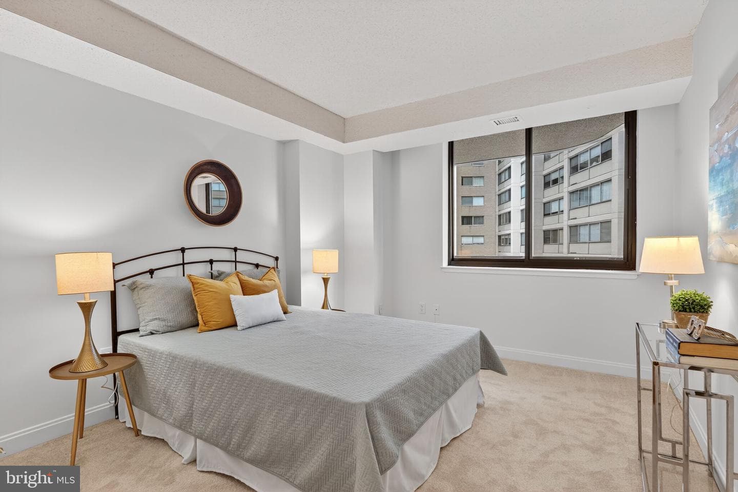 4550 N Park Avenue #814 photo 13
