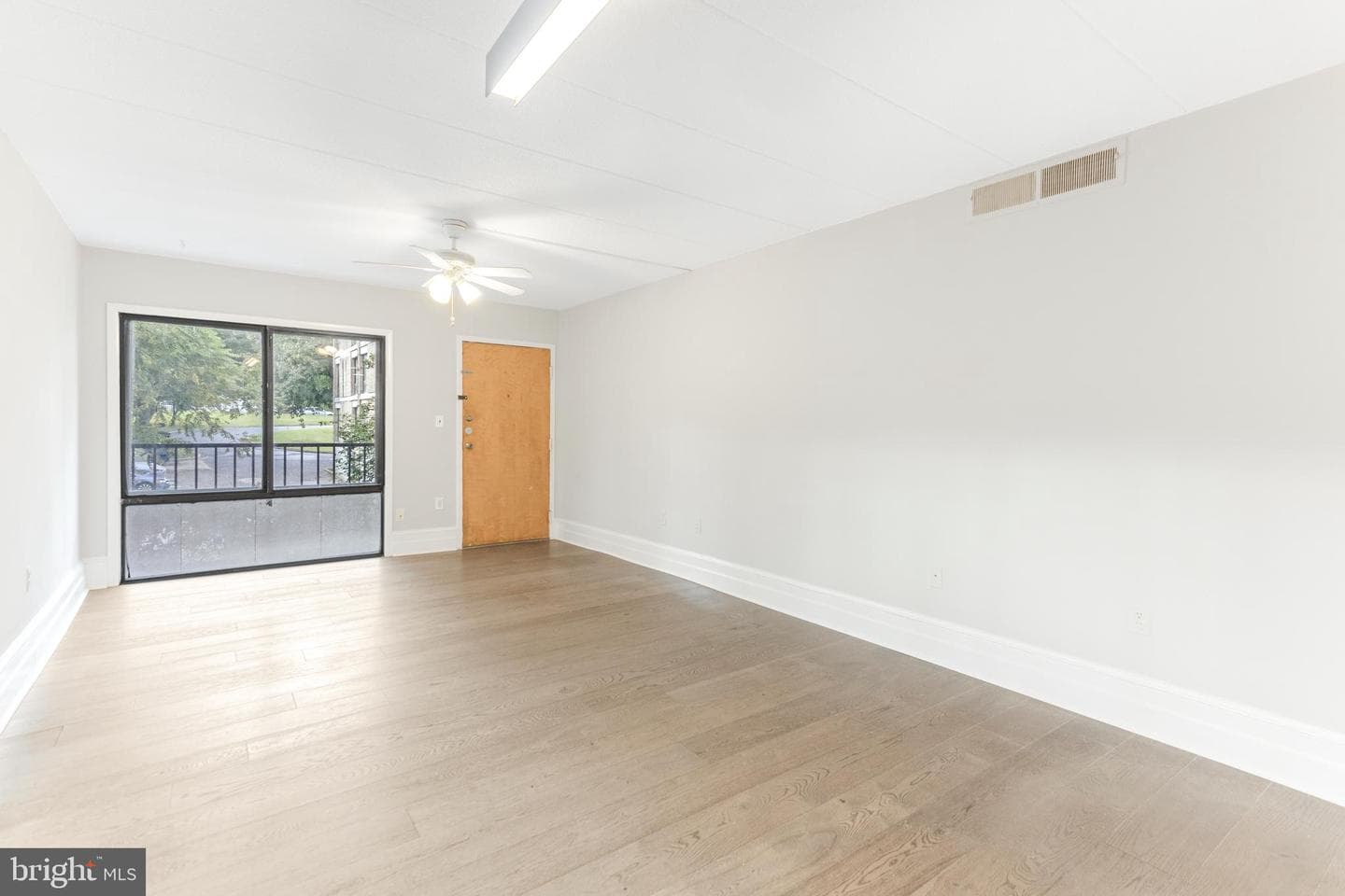 3301 Hewitt Avenue #205 photo 5