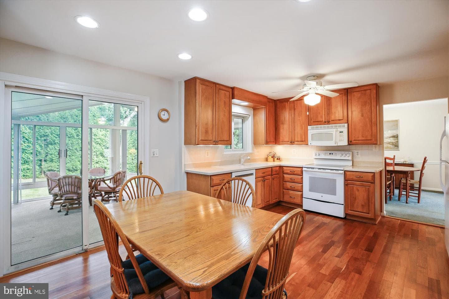 16800 Baederwood Lane photo 15