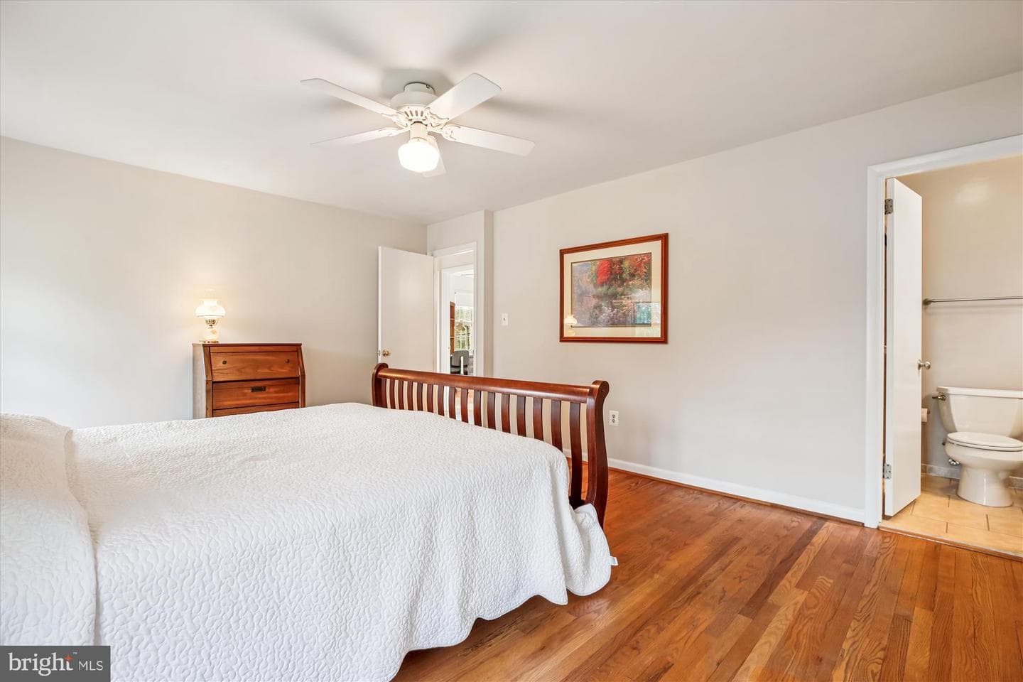 16800 Baederwood Lane photo 23