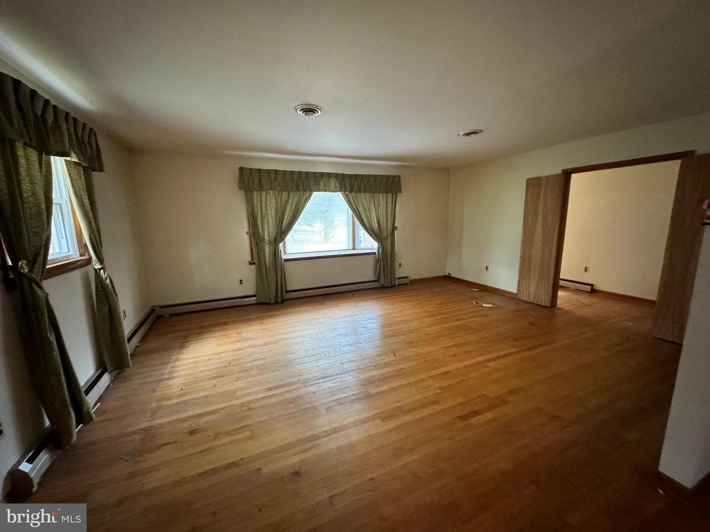 15612 Norman Drive photo 3