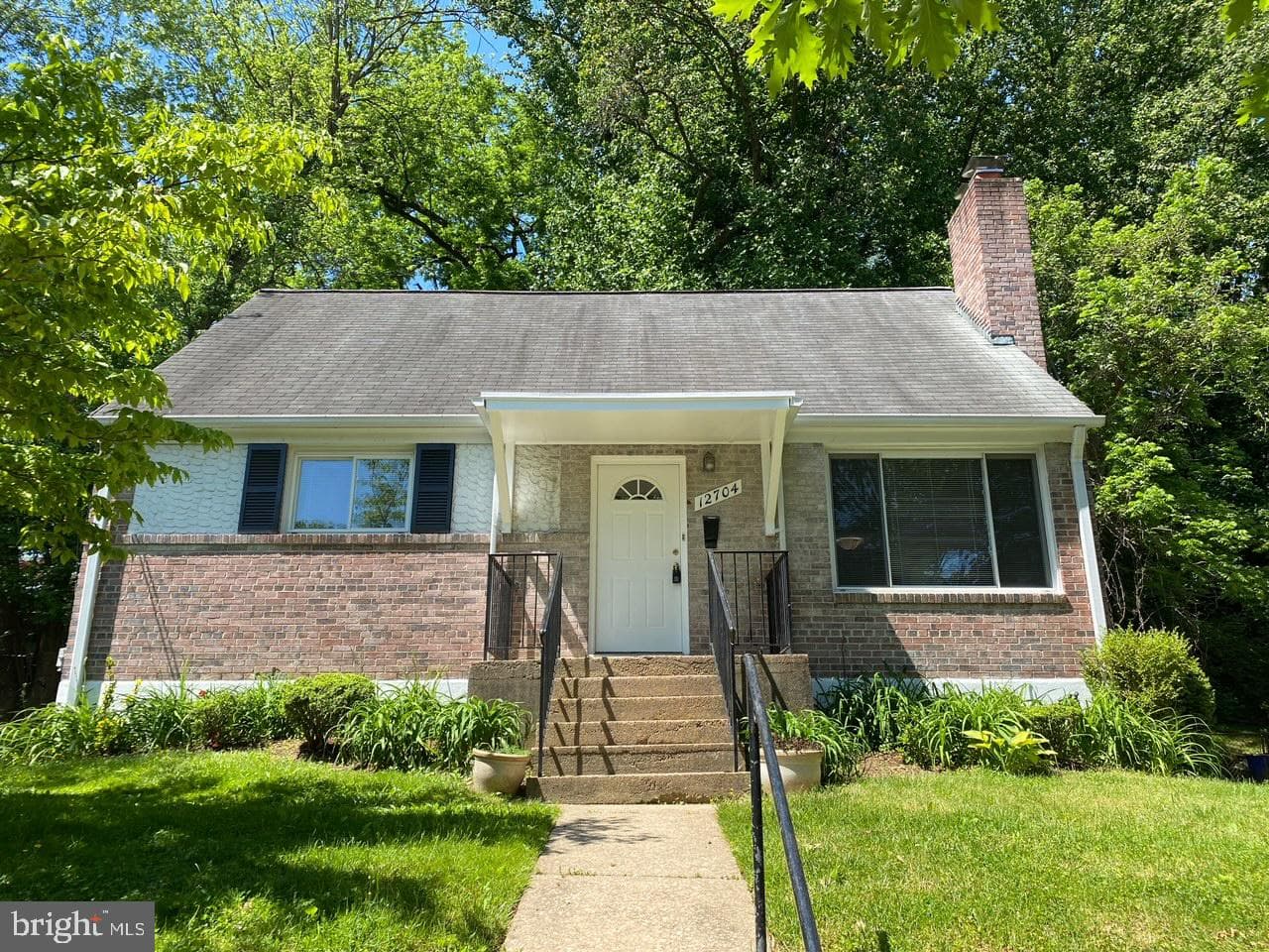 12704 Bushey Drive photo 1