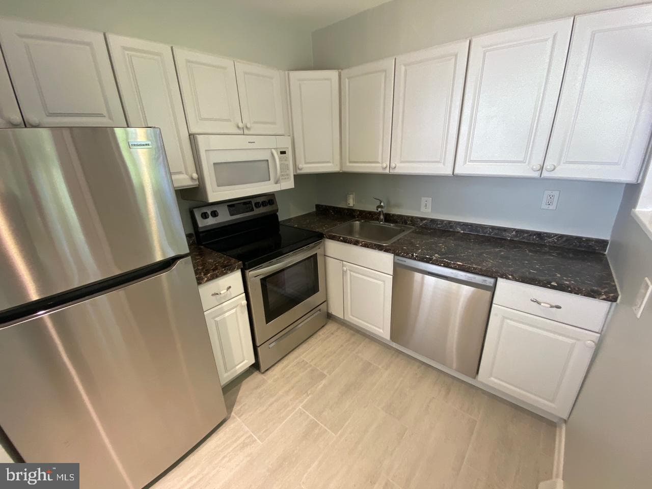 12704 Bushey Drive photo 5