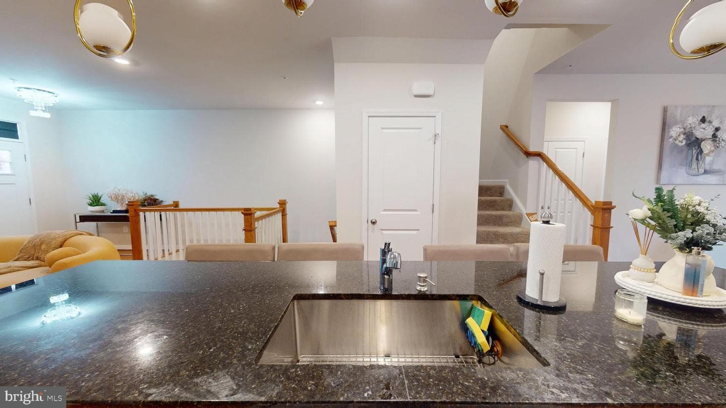 10147 Kings Grove Way Way photo 14