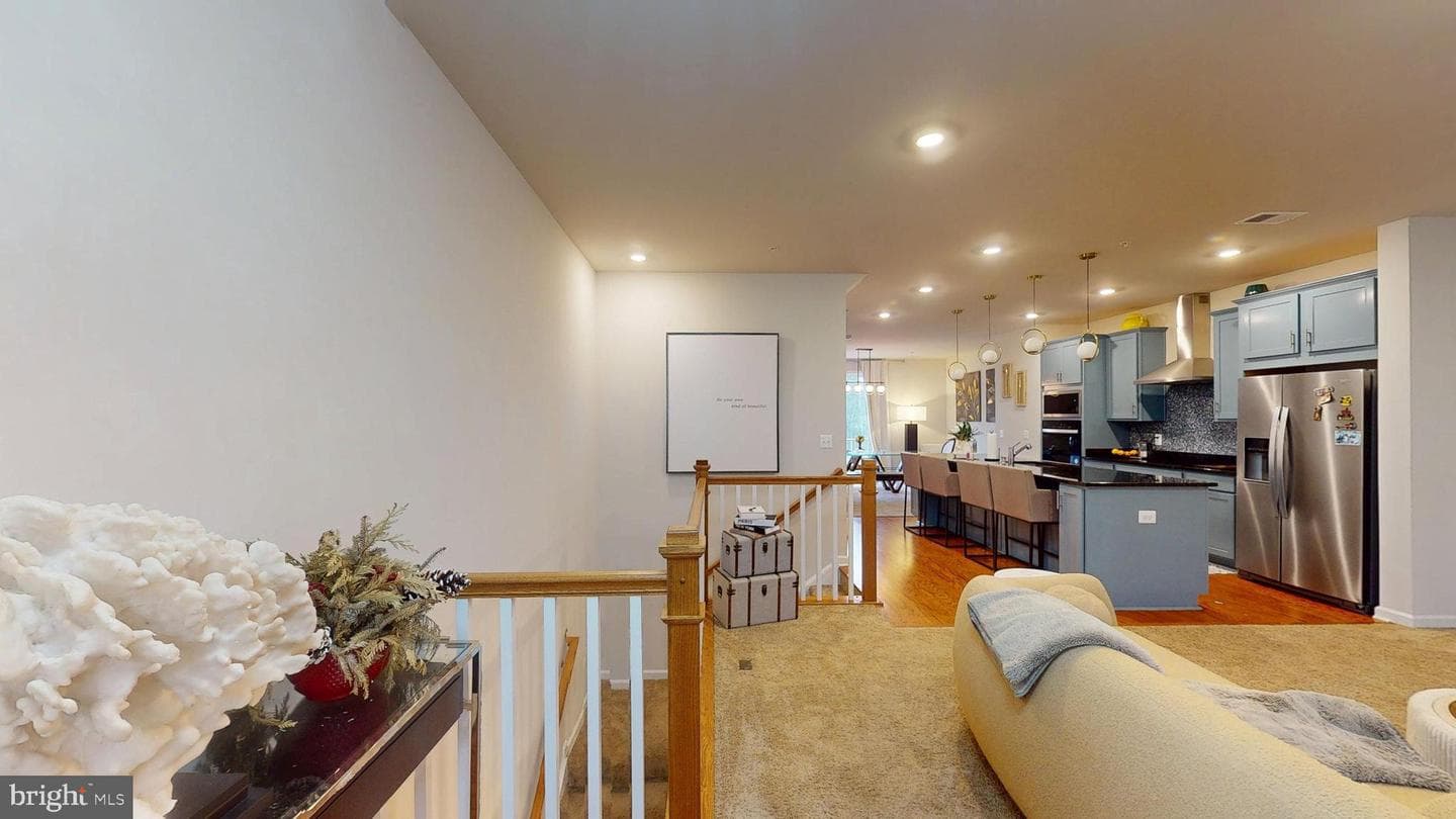 10147 Kings Grove Way Way photo 3