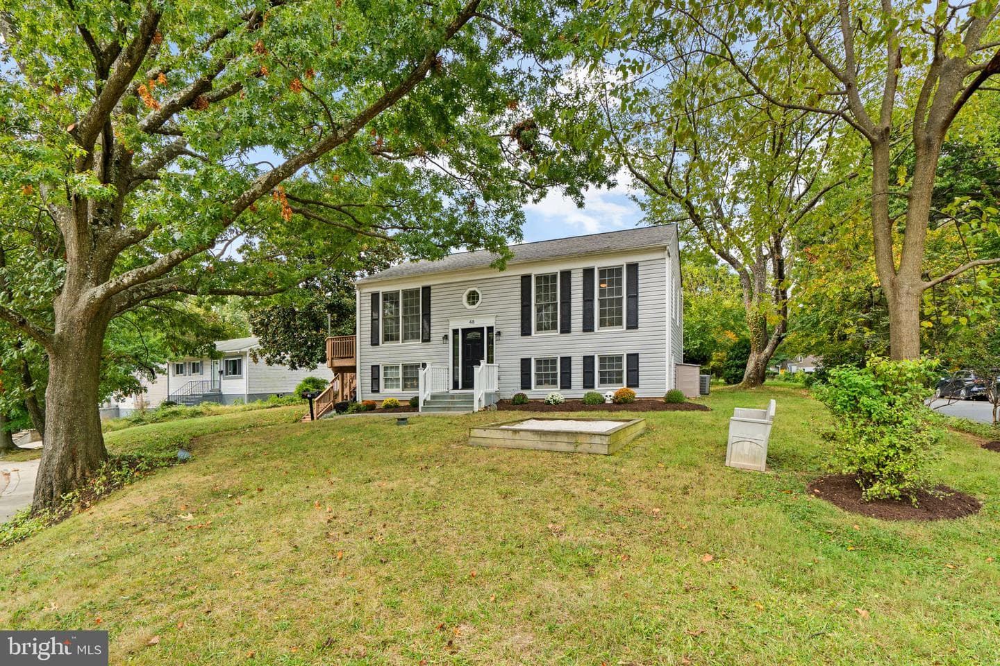 48 Oswego Avenue photo 3