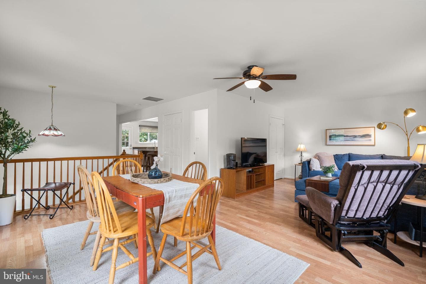 48 Oswego Avenue photo 8