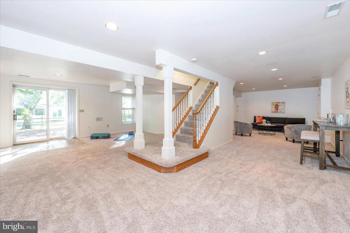 10 Megans Court photo 31