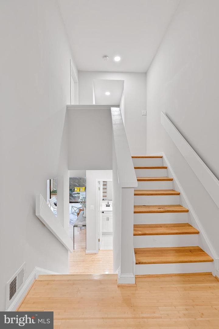 8912 Battery Place #7 photo 30