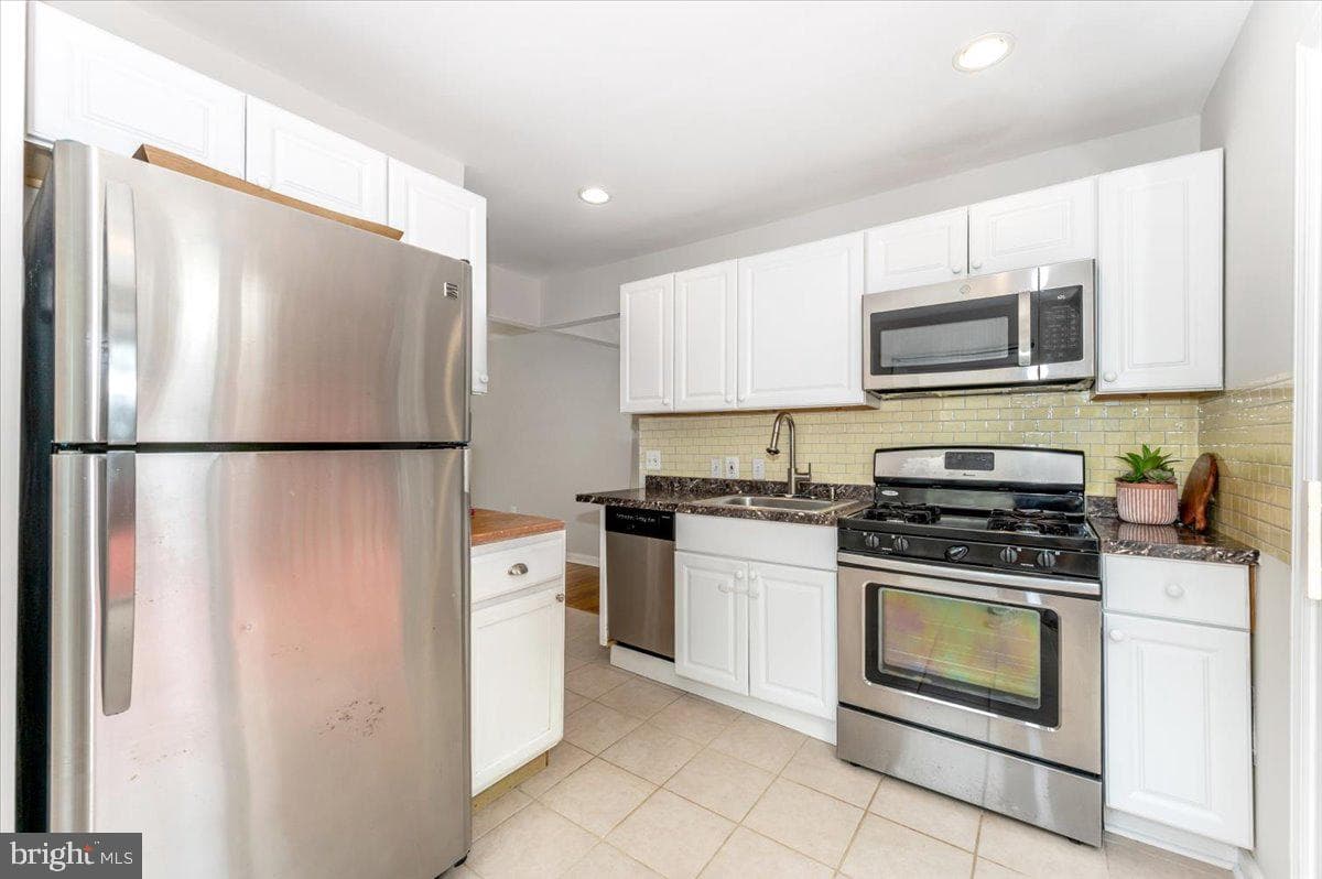 12108 Dewey Road photo 10