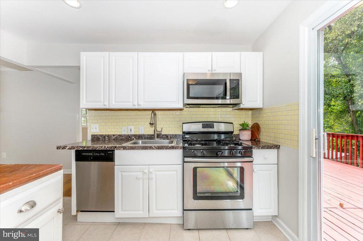12108 Dewey Road photo 13