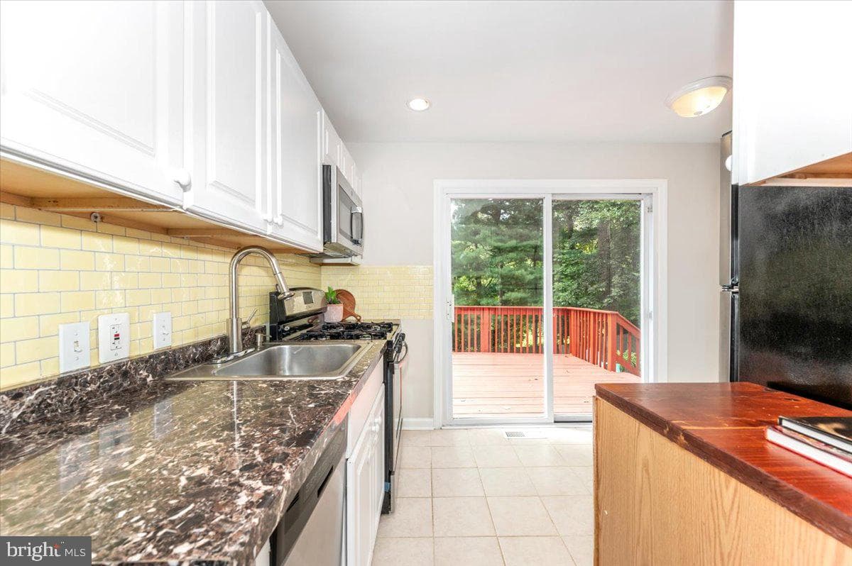 12108 Dewey Road photo 16