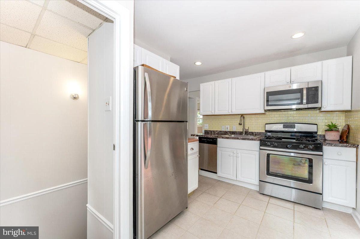 12108 Dewey Road photo 9
