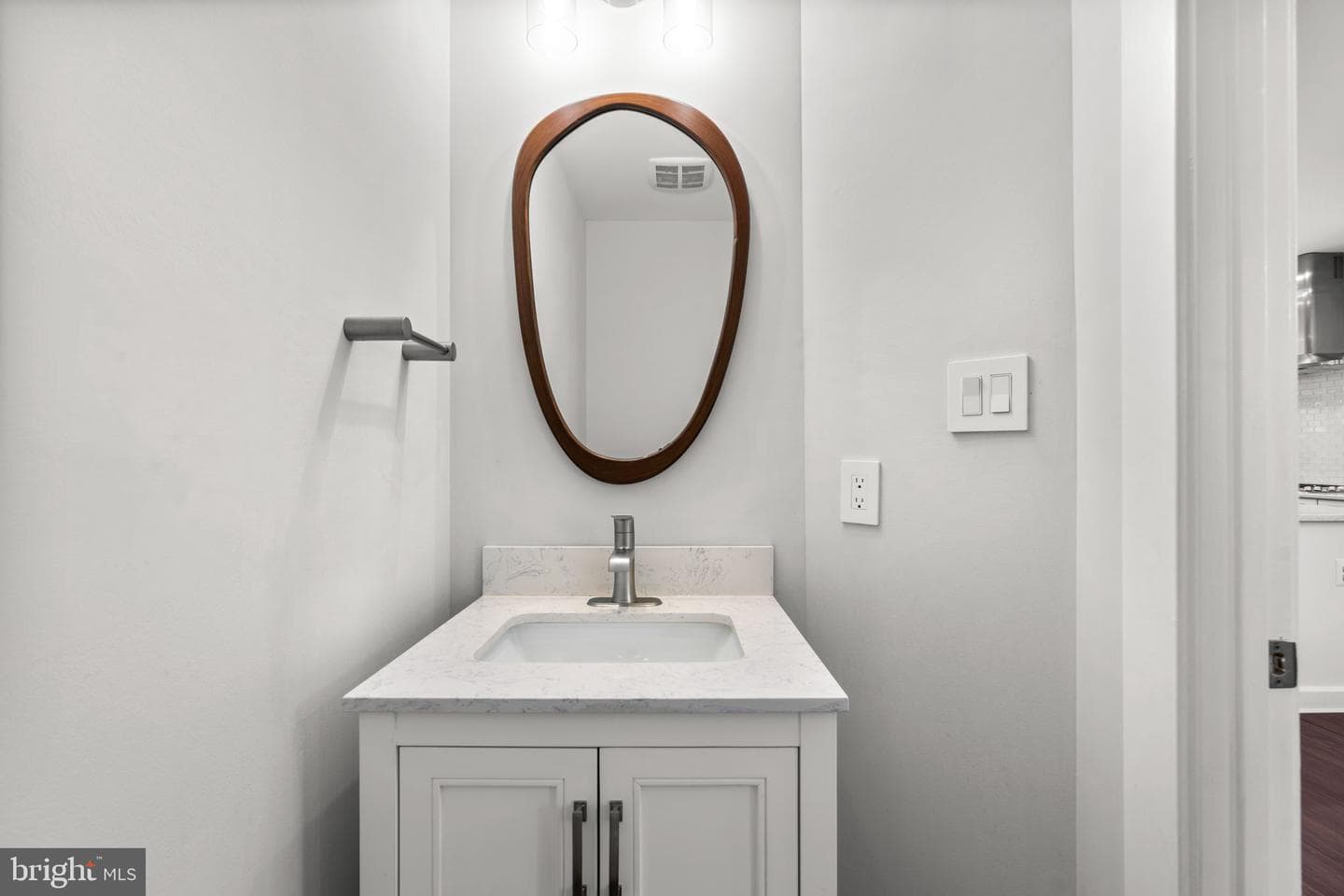 414 Hydrangea Place photo 16